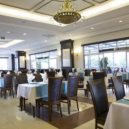 Hotel Club & Karaburun