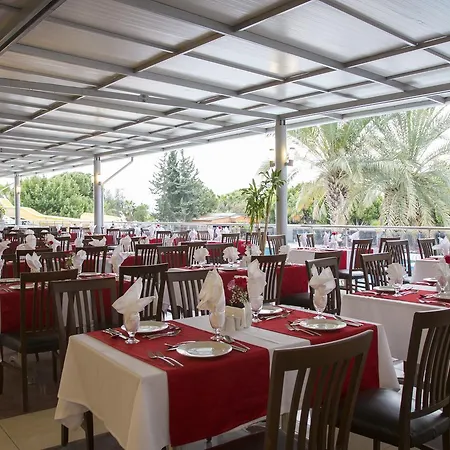 Club & Karaburun 5*