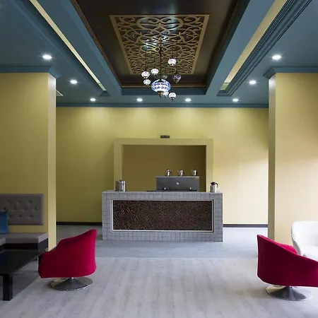 Club & Karaburun Hotel